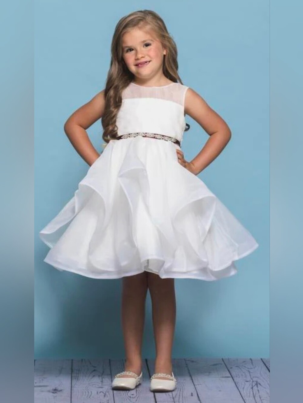 NWT Rosebuds White Flower Girl Organza Petal Layer Rhinestone Belt Dress Size 4